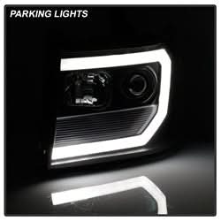 Spyder Signature GMC Sierra 1500/Sierra 2500 HD/Sierra 3500 HD 07-13 Version 2 DRL Projector Headlights Black