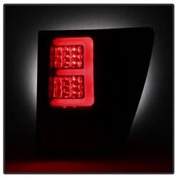 Spyder Jeep Grand Cherokee 07-10 Incl. Signal-LED/Brake-LED Light Bar LED Tail Lights Black Smoke