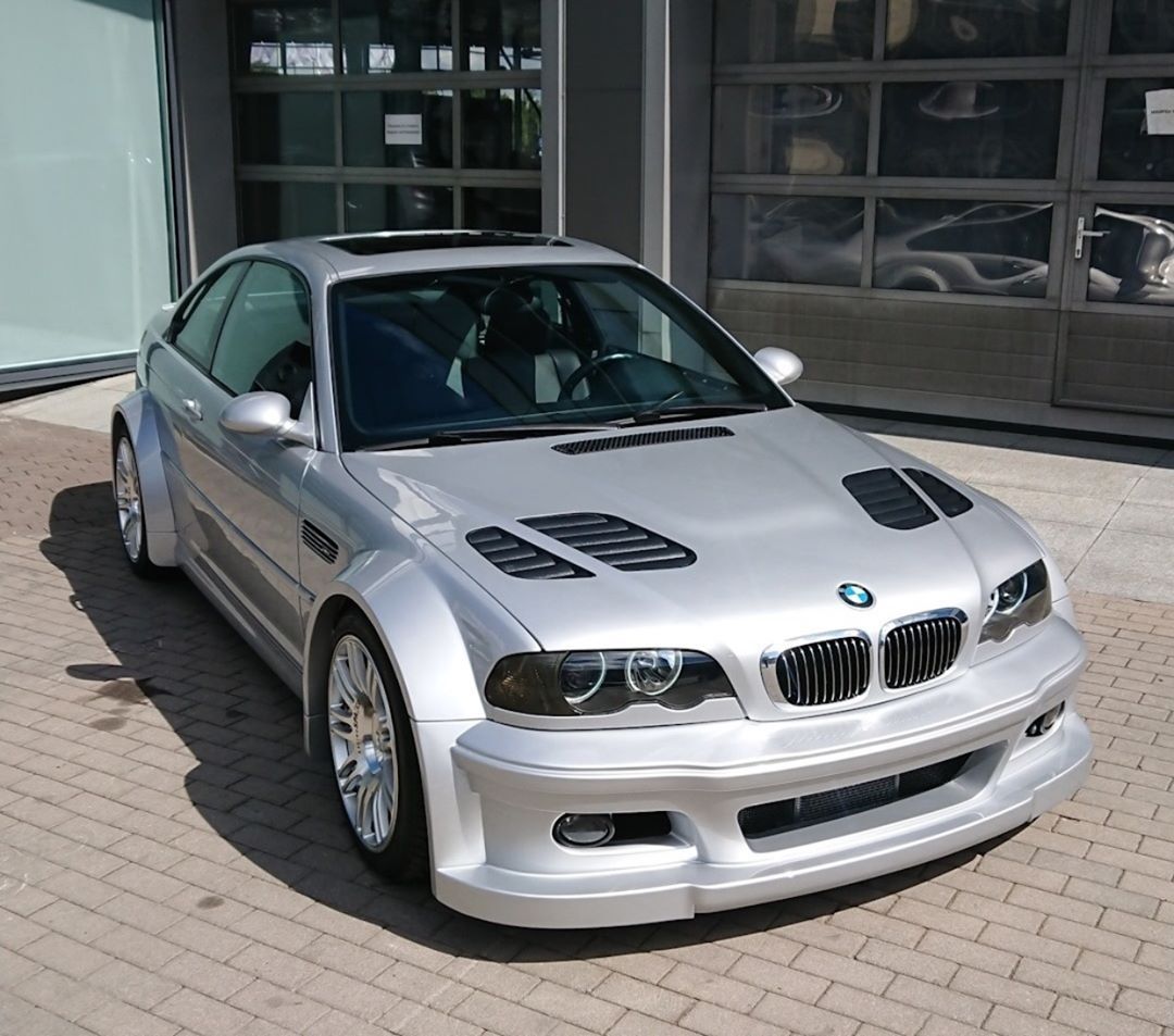 E46 GT Style Hood Vents