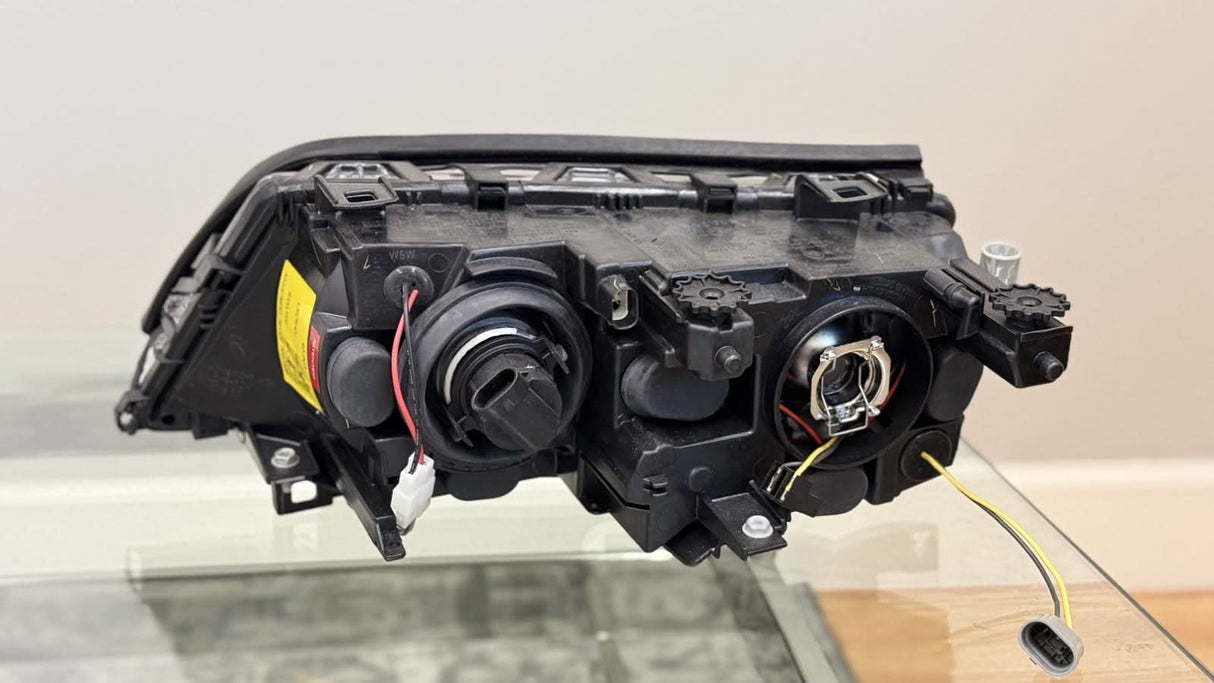 BMW E46 SEDAN Black Projector Angel Headlight LED (2003-06) *READ DESCRIPTION