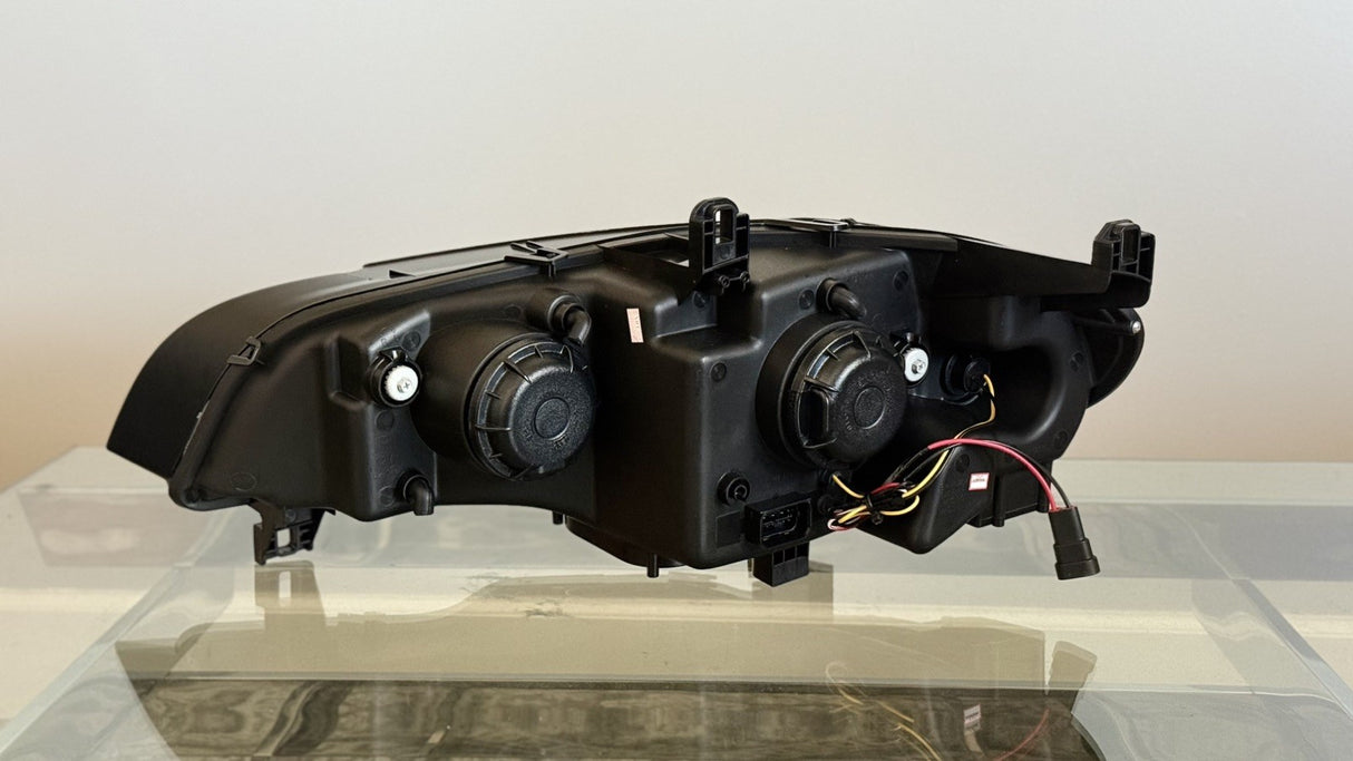 BMW X5 E70 LED Headlight (2007–2013) *READ DESCRIPTION