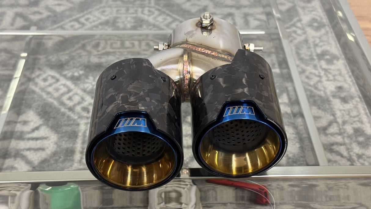 BMW 2/3/4 Series Forged Carbon Fiber Dual Muffler Tips (2019+)*READ DESCRIPTION