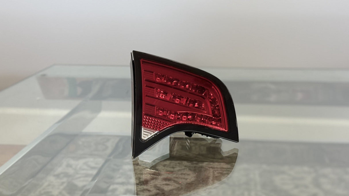 Audi A4 B7 Red/Clear LED Taillights (2004-2007) *READ DESCRIPTION