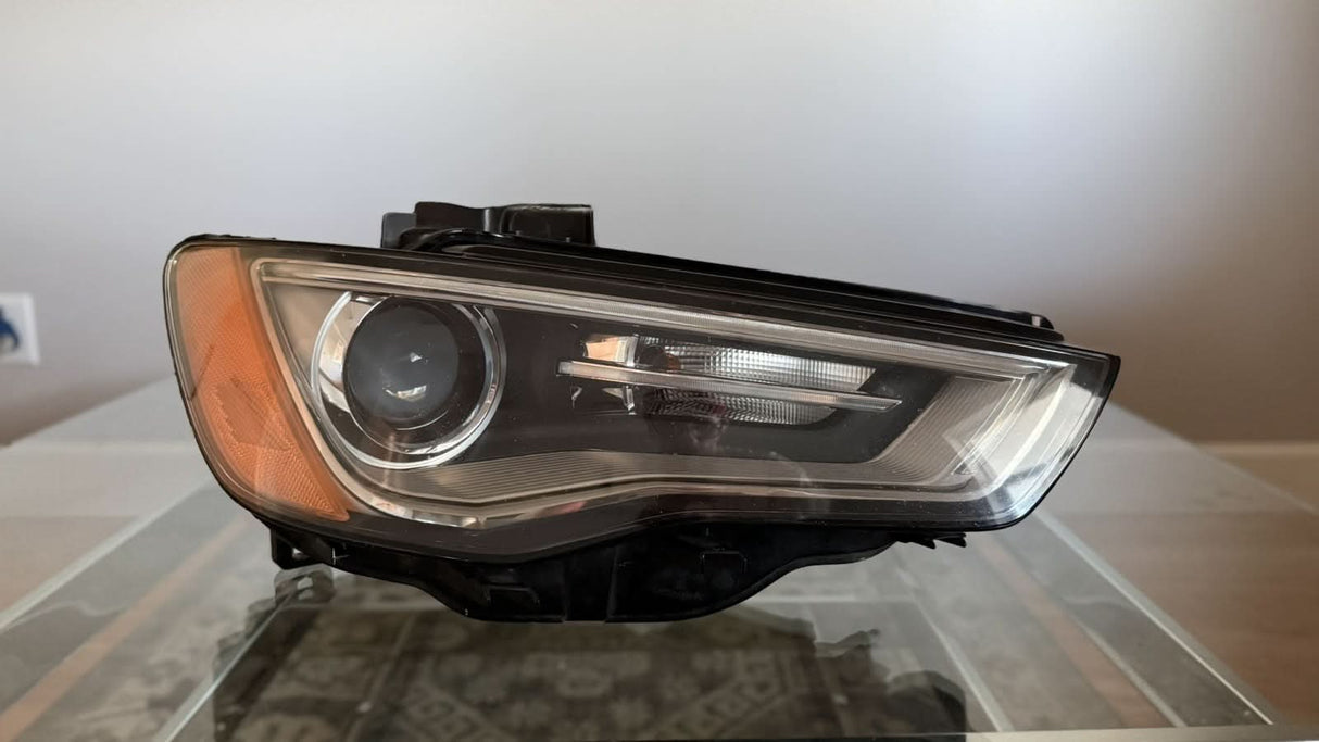AUDI A3 / S3 8V OEM HID XENON + LED DRL HEADLIGHTS (PAIR) * READ DESCRIPTION