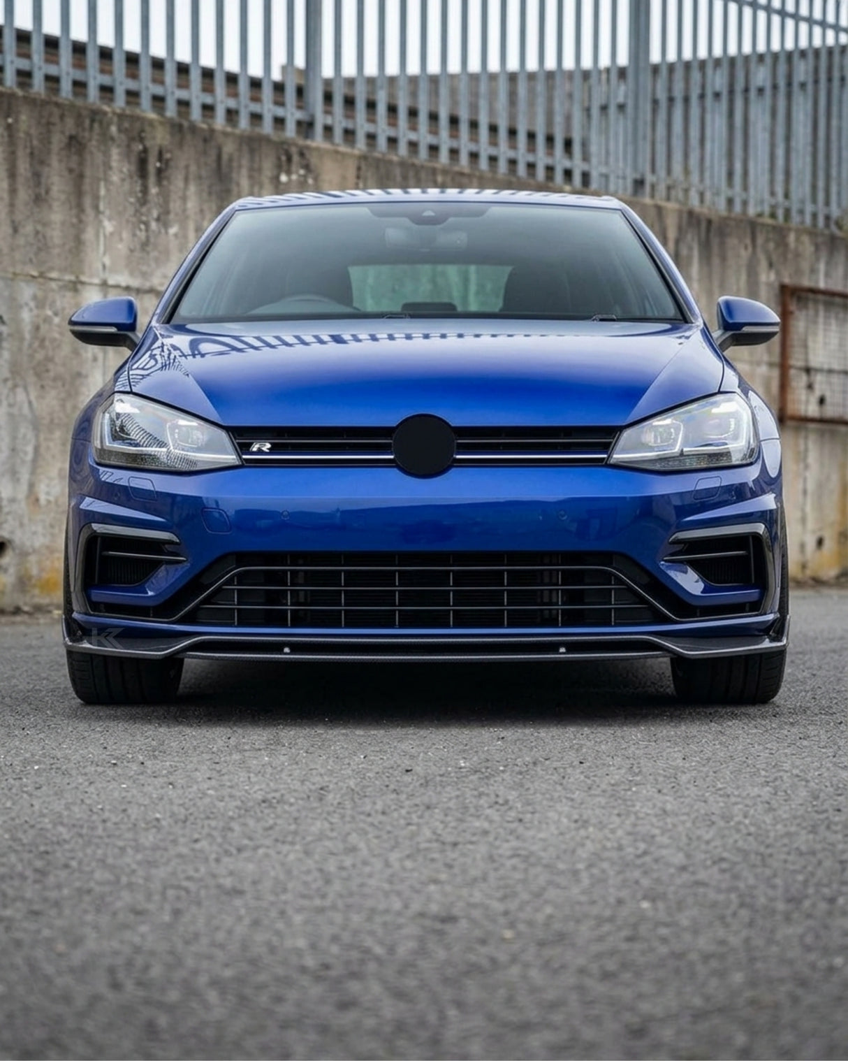 2017–2019 Volkswagen Golf R / R-Line MK7.5 Front Spoiler Lip – Carbon Fiber