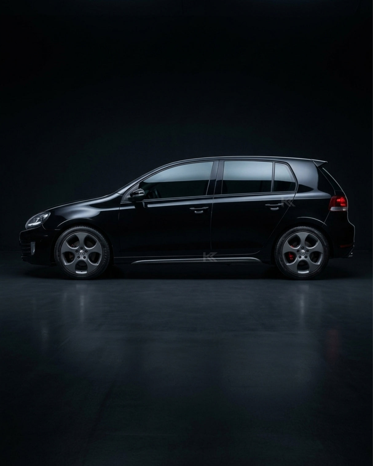 2010–2013 Volkswagen Golf VI / GTI MK6 Side Skirt Extensions – Carbon Fiber