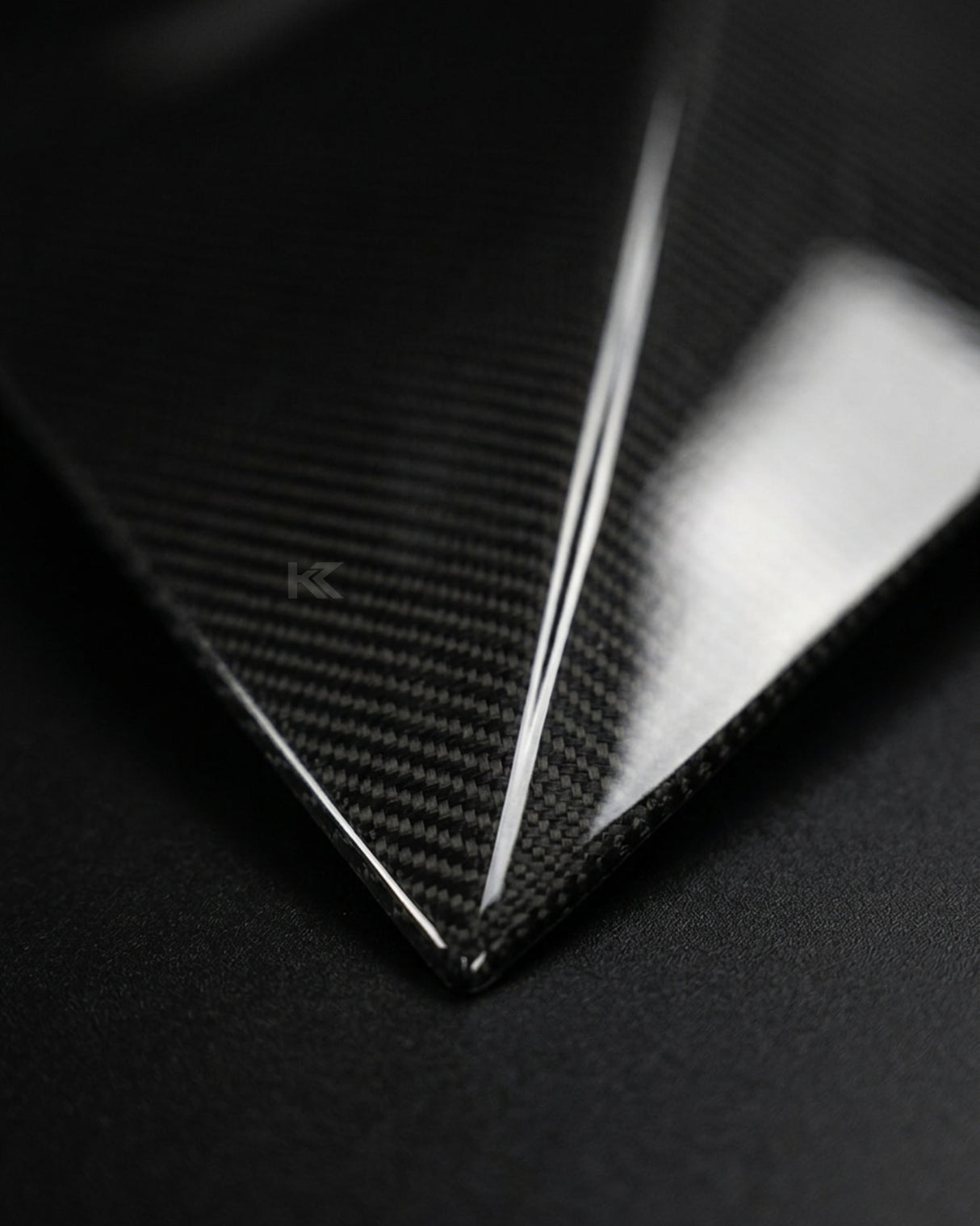 2011–2017 Lamborghini Aventador Rear Hood Trim – Dry Carbon Fiber