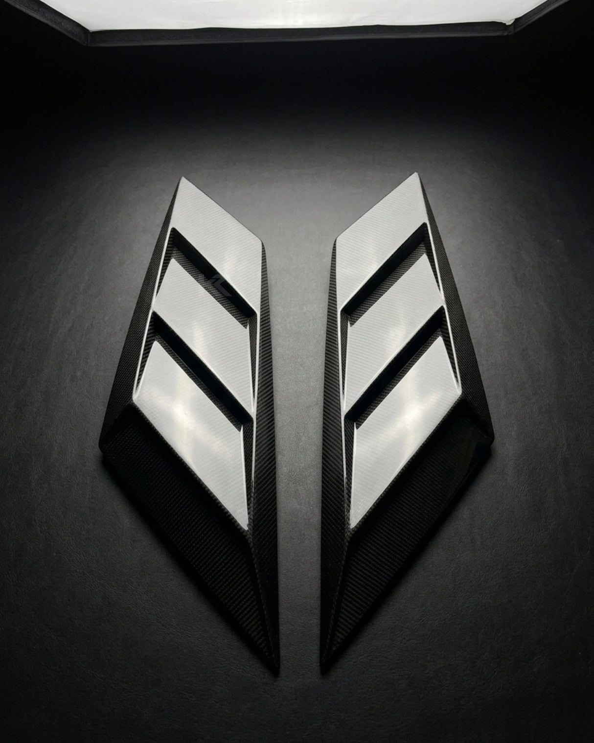 2013–2022 Lamborghini Aventador SVJ Style Rear Engine Cover Vent – Dry Carbon Fiber