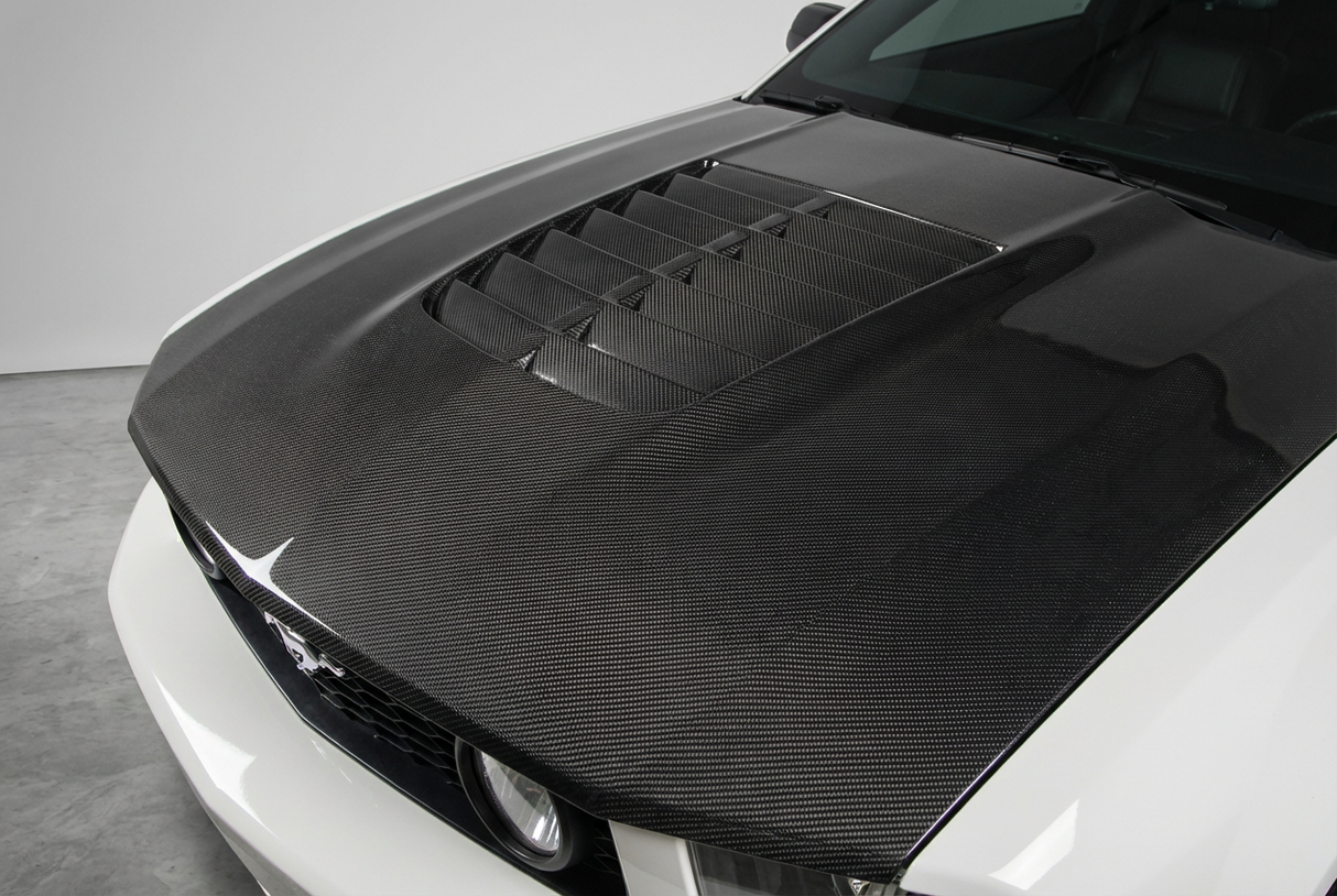 2005-2009 Ford Mustang GT500 V2 Style Hood - Carbon Fiber