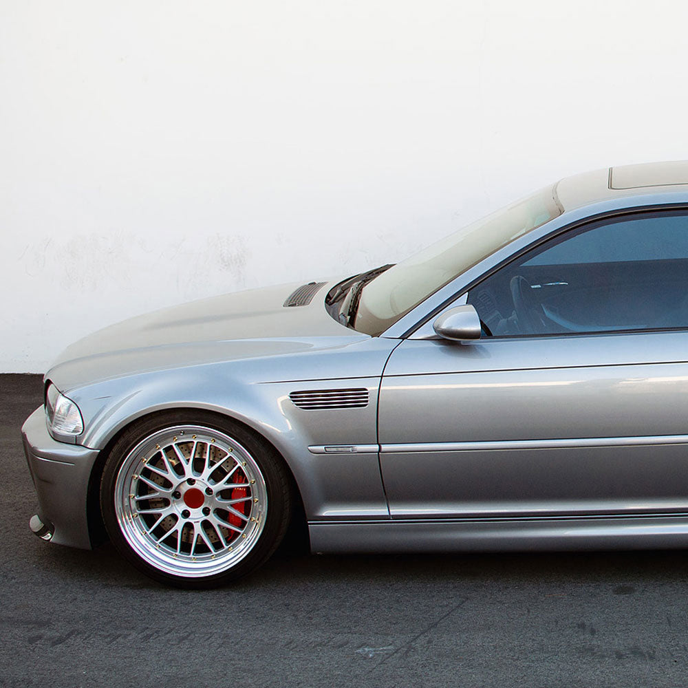 Fits 02-04 BMW E46 4D M3 Metal Fenders + Chrome Side Vent
