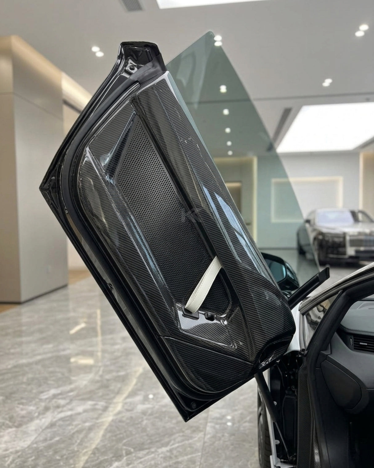 2011–2022 Lamborghini Aventador Inner Door Panels – Dry Carbon Fiber