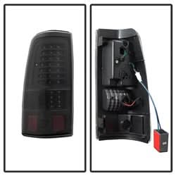 Akkon Chevrolet Silverado 1500/Silverado 1500 Classic/Silverado 1500 HD/Silverado 1500 HD Classic/Silverado 2500/Silverado 2500 HD/Silverado 2500 HD Classic/Silverado 3500/Silverado 3500 Classic 03-06 Black XTune LED Tail Lights