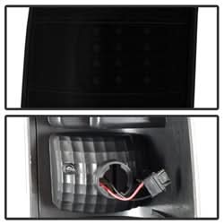 Akkon Chevrolet Silverado 1500/Silverado 1500 Classic/Silverado 1500 HD/Silverado 1500 HD Classic/Silverado 2500/Silverado 2500 HD/Silverado 2500 HD Classic/Silverado 3500/Silverado 3500 Classic 03-06 Black Smoke XTune LED Tail Lights