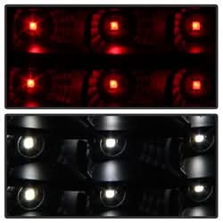 Akkon Chevrolet Silverado 1500/Silverado 1500 Classic/Silverado 1500 HD/Silverado 1500 HD Classic/Silverado 2500/Silverado 2500 HD/Silverado 2500 HD Classic/Silverado 3500/Silverado 3500 Classic 03-06 Black Smoke XTune LED Tail Lights