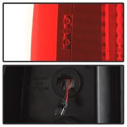 xTune Chevy Silverado 1500/2500/3500 99-02 / GMC Sierra 1500/2500/3500 99-06 and 2007 Sierra Classic Version 3 Tail Lights - Light Bar LED - Red Clear