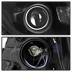 xTune GMC Sierra 2500 HD/Sierra 3500 HD 15 Halogen Models OEM Style Headlights Does Not Fit Factory HID Models Black