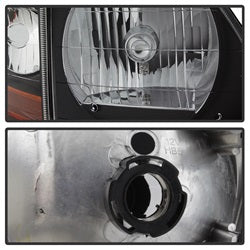 Akkon Ford Expedition/F-150 97-02 4 pc. OEM Style Headlights w/Corner Black