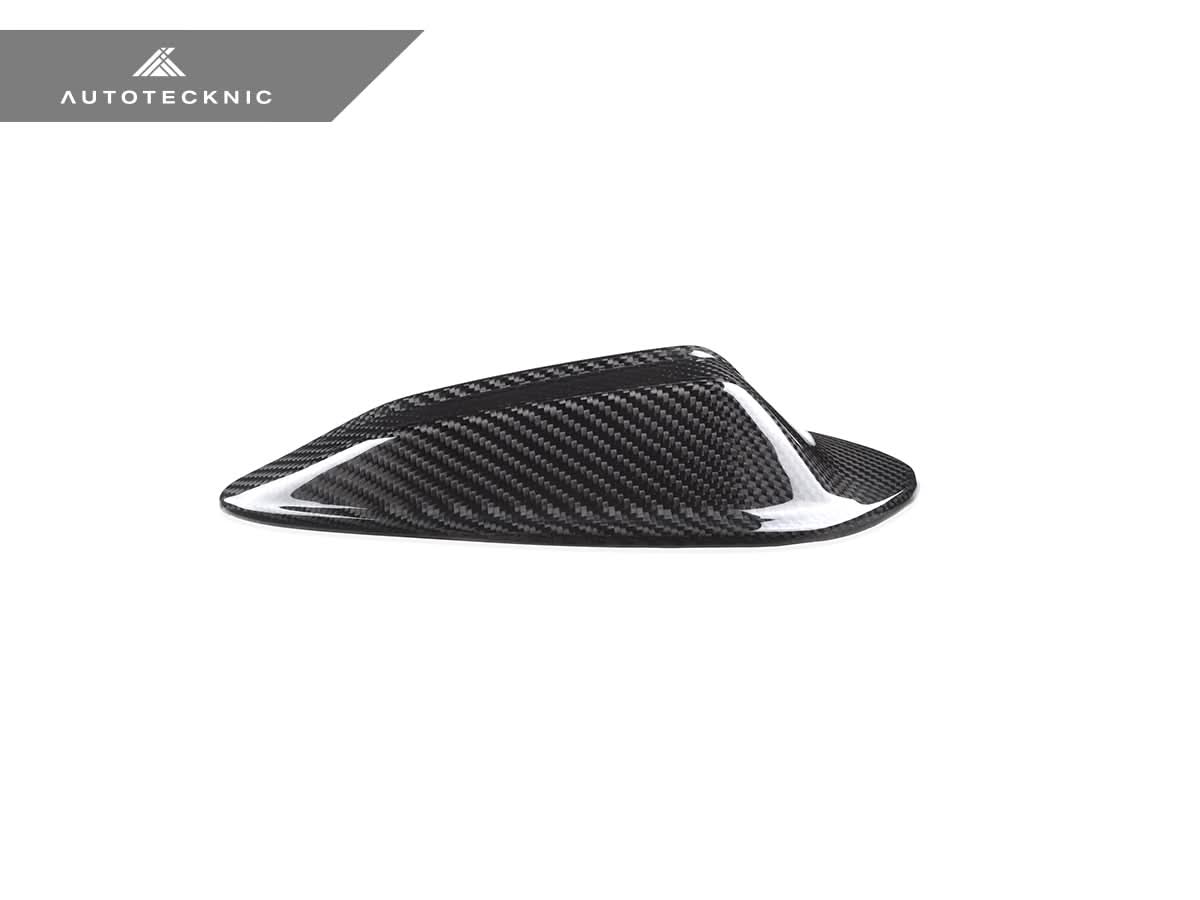 AutoTecknic Dry Carbon Roof Antenna Cover - BMW G22 4-Series LCI