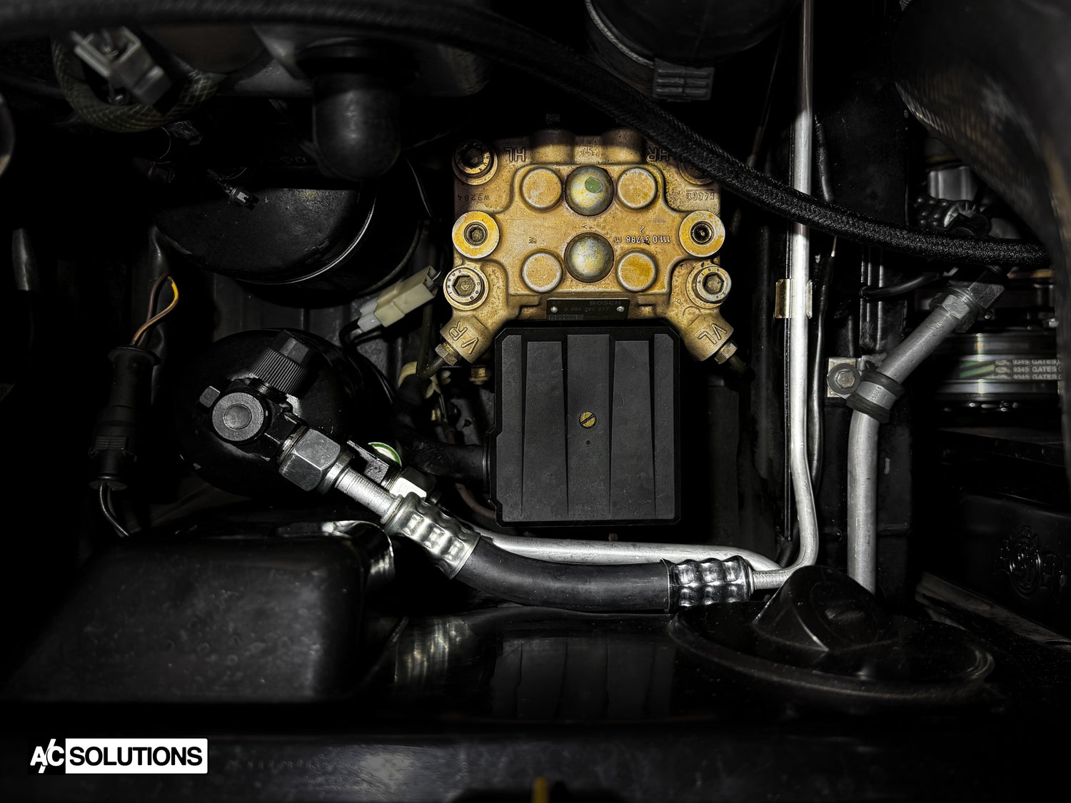 A/C Solutions BMW E28 High-Pressure Drier Return Line (64531381185)