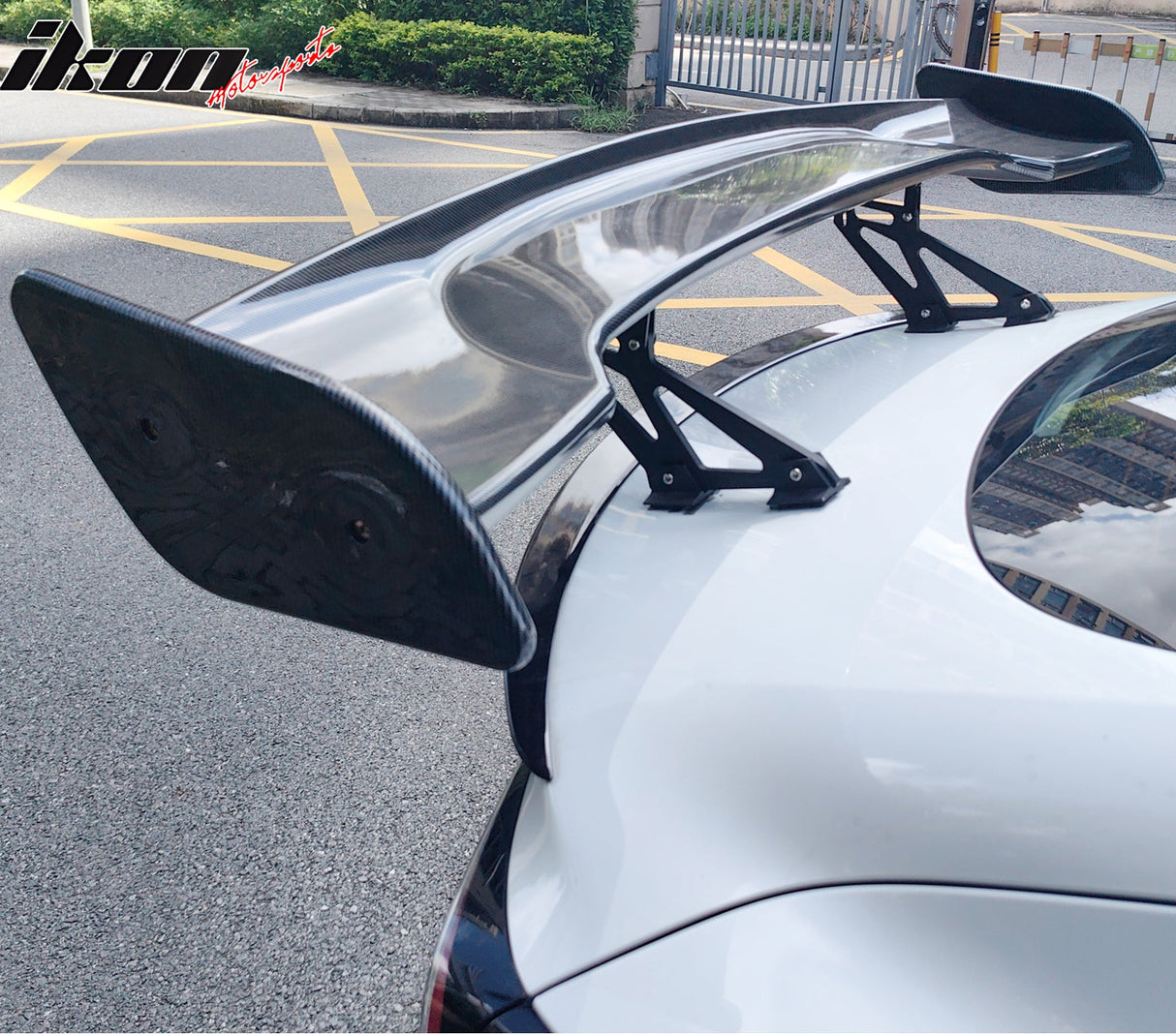 Universal JDM GT Style Carbon Fiber Print Trunk Spoiler ABS w/ Light