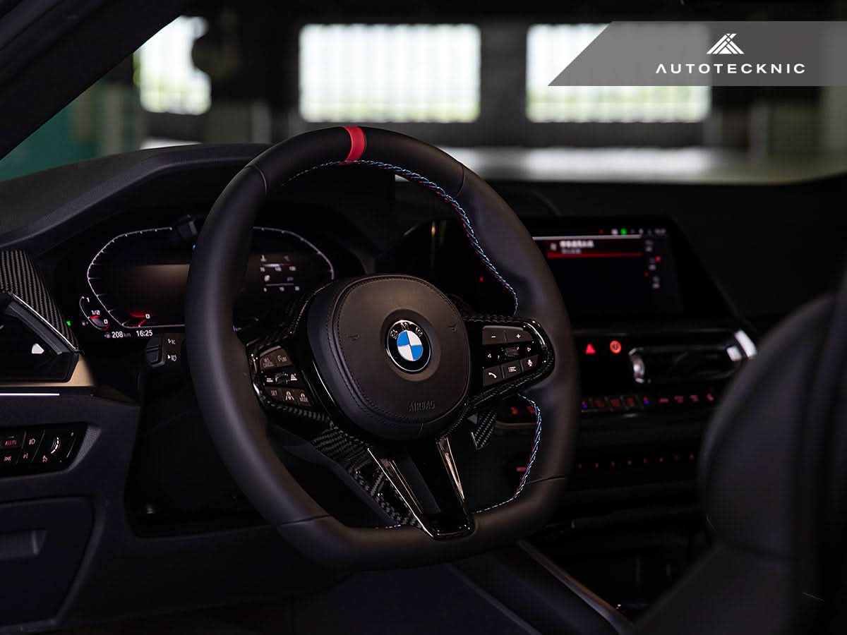 AutoTecknic LCI Carbon Steering Wheel Trim - BMW G22/ G26 4-Series 2025-Up