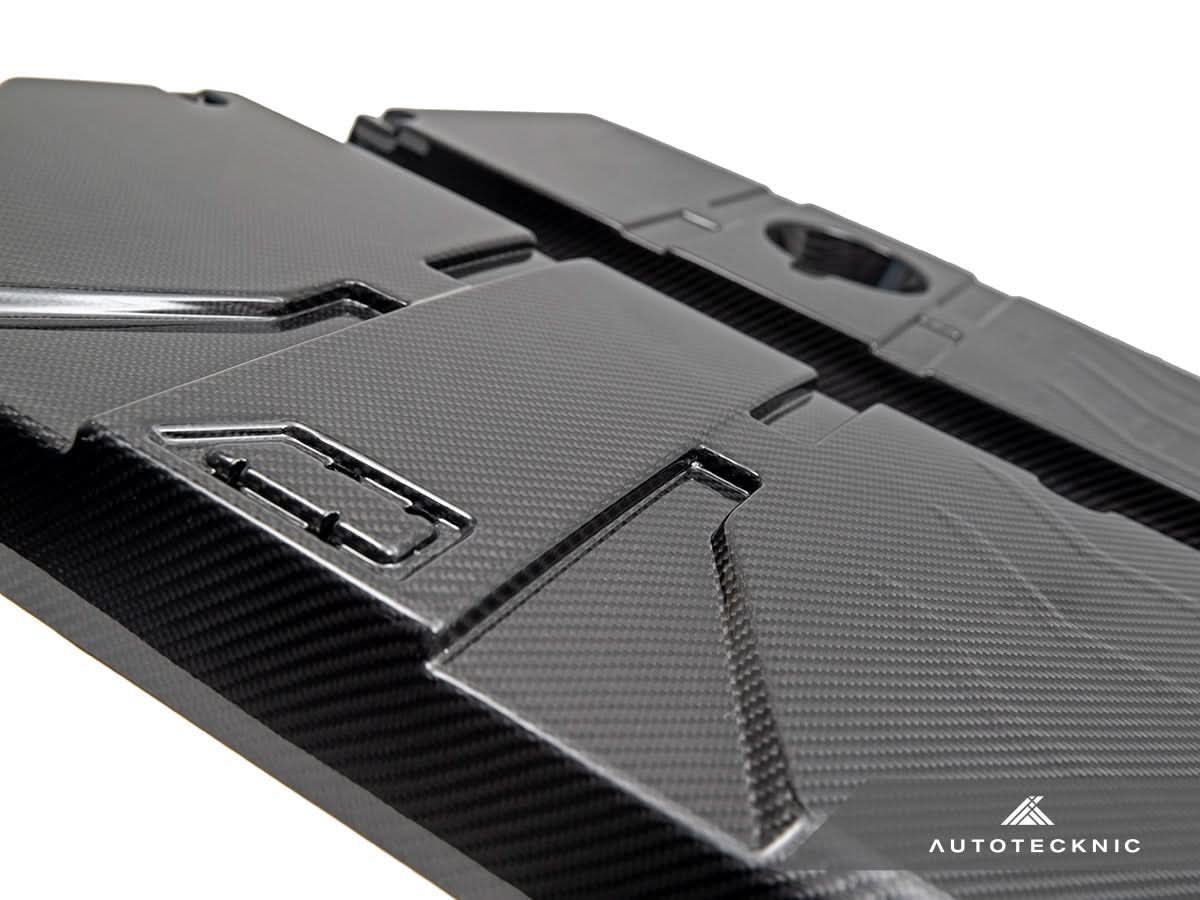 AutoTecknic Pre-Preg Carbon Engine Cover - F97 X3M | F98 X4M