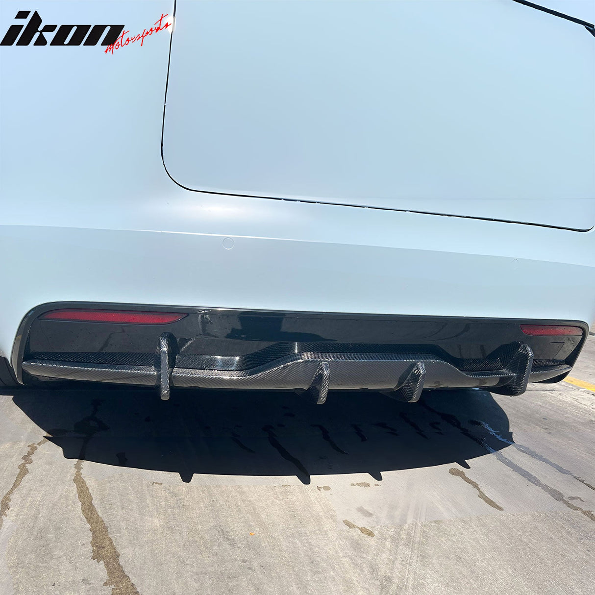 2021-2024 Tesla Model S Gloss Black V Rear Bumper Lip Carbon Fiber