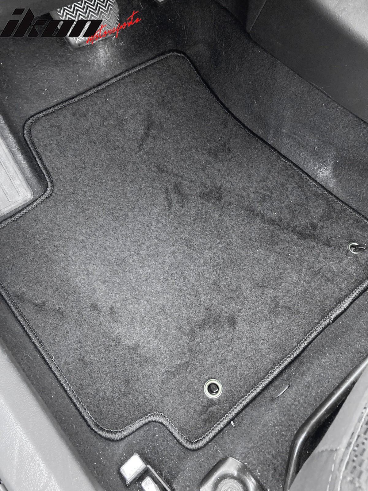 2009-2013 Toyota Corolla Car Mat Black Carpet 4PC Nylon