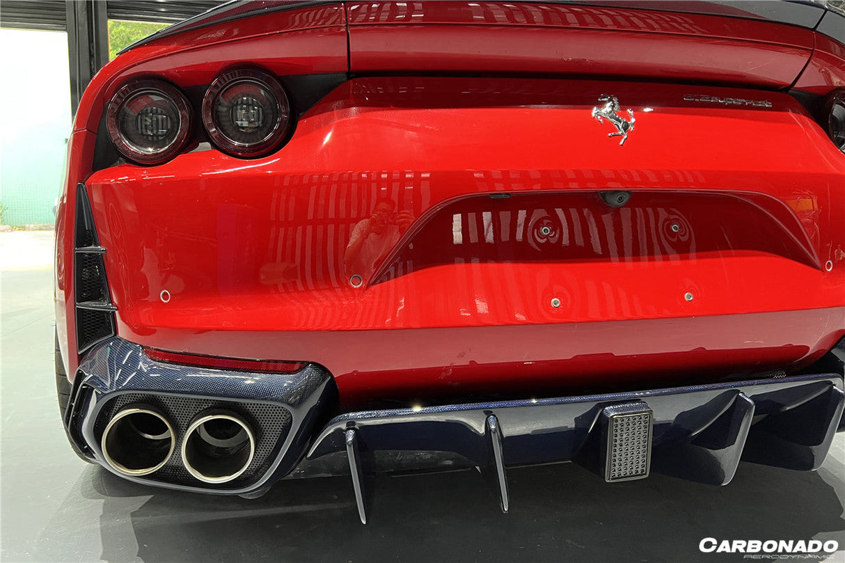 2017-2026 Ferrari 812 Superfast MSY Style DRY Carbon Fiber Rear Diffuser with Light