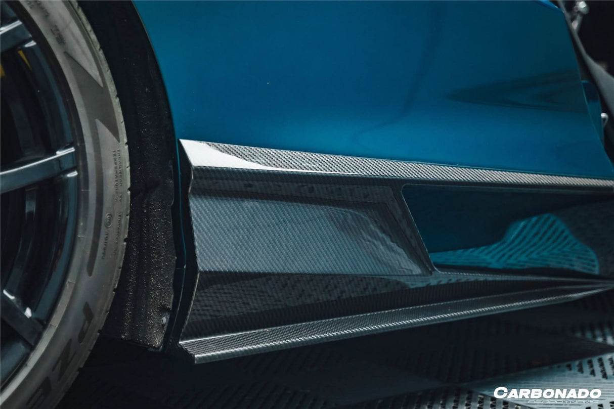 2023-UP McLaren Artura Coupe | Spider AM Style Autoclave Carbon Fiber Side Skirt