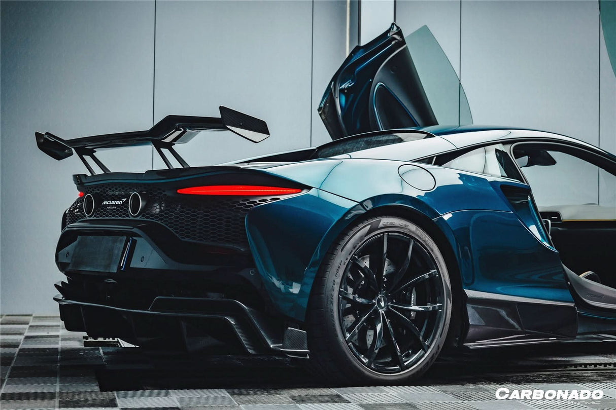 2023-UP McLaren Artura Coupe | Spider AM Style Autoclave Carbon Fiber Side Skirt