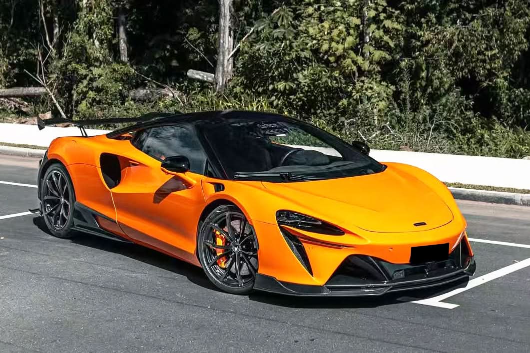 2023-UP McLaren Artura Coupe | Spider AM Style Autoclave Carbon Fiber Body Kit