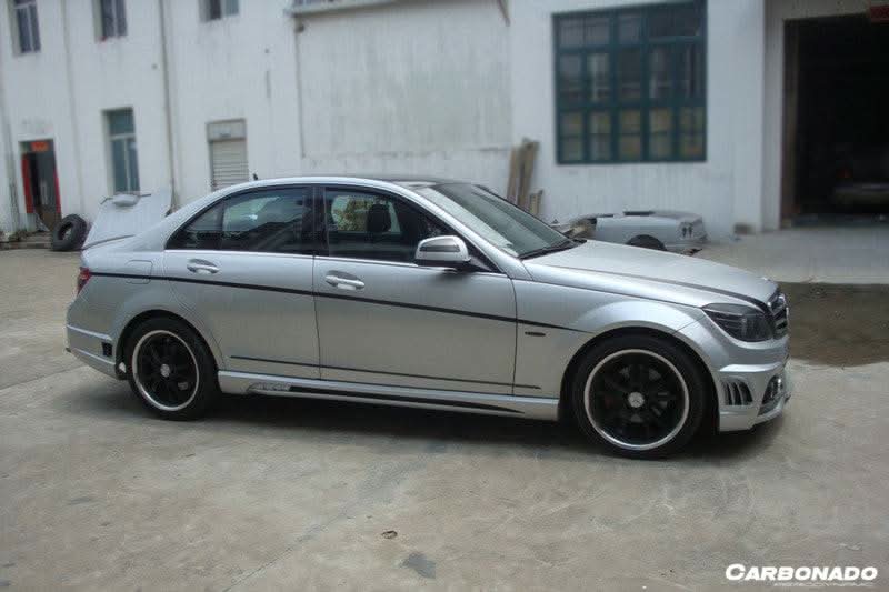 2008-2014 Mercedes Benz W204 C Class DE Style Side Skirts