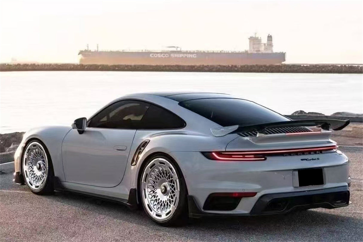 2020-2024 Porsche 911 992.1 Turbo S And Turbo S Cabriolet 9D Style Autoclave Carbon Fiber Side Skirts