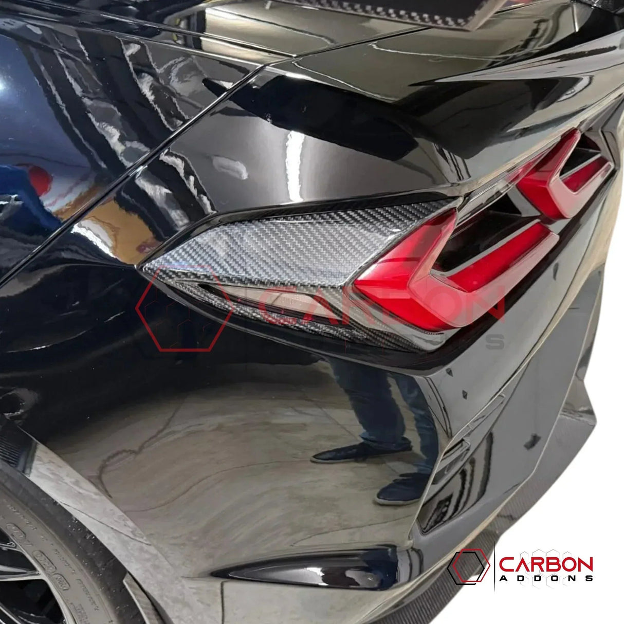 C8 Corvette Rear Taillight Side Lamp Frame Cover – Real Dry Carbon Fiber (2020–2026 Stingray, Z51, Z06, ZR1, HTC & Coupe)