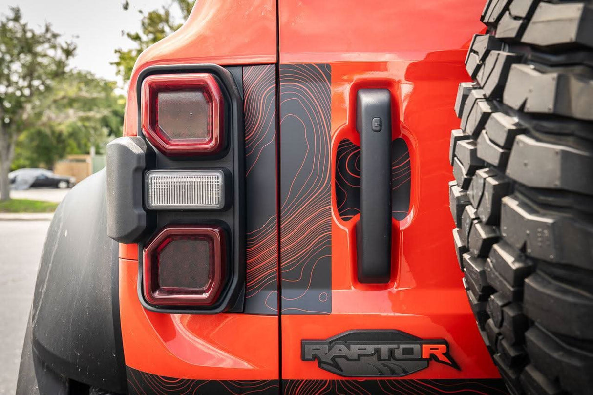 Safari Topo Middle Tailgate Overlays - 2021+ Bronco