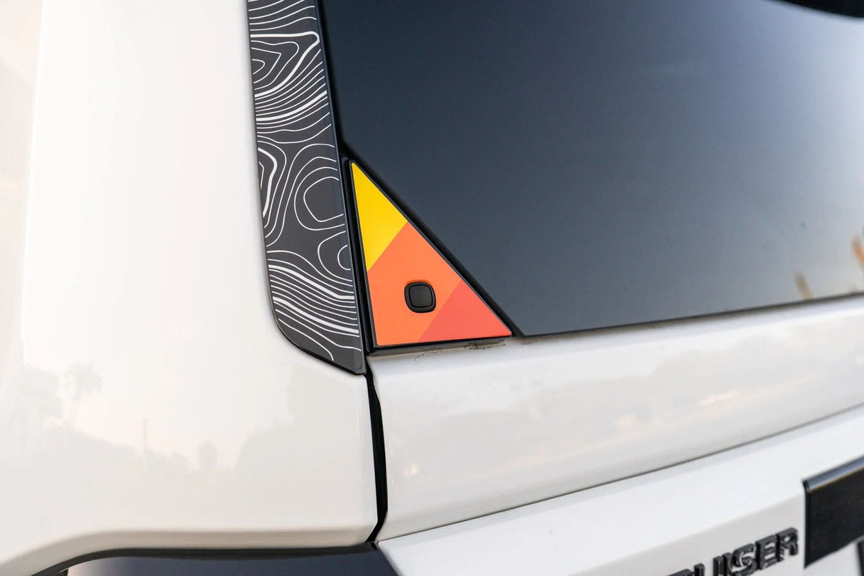 Heritage Rear Glass Button Trim Overlay - 2024+ Land Cruiser / GX 550