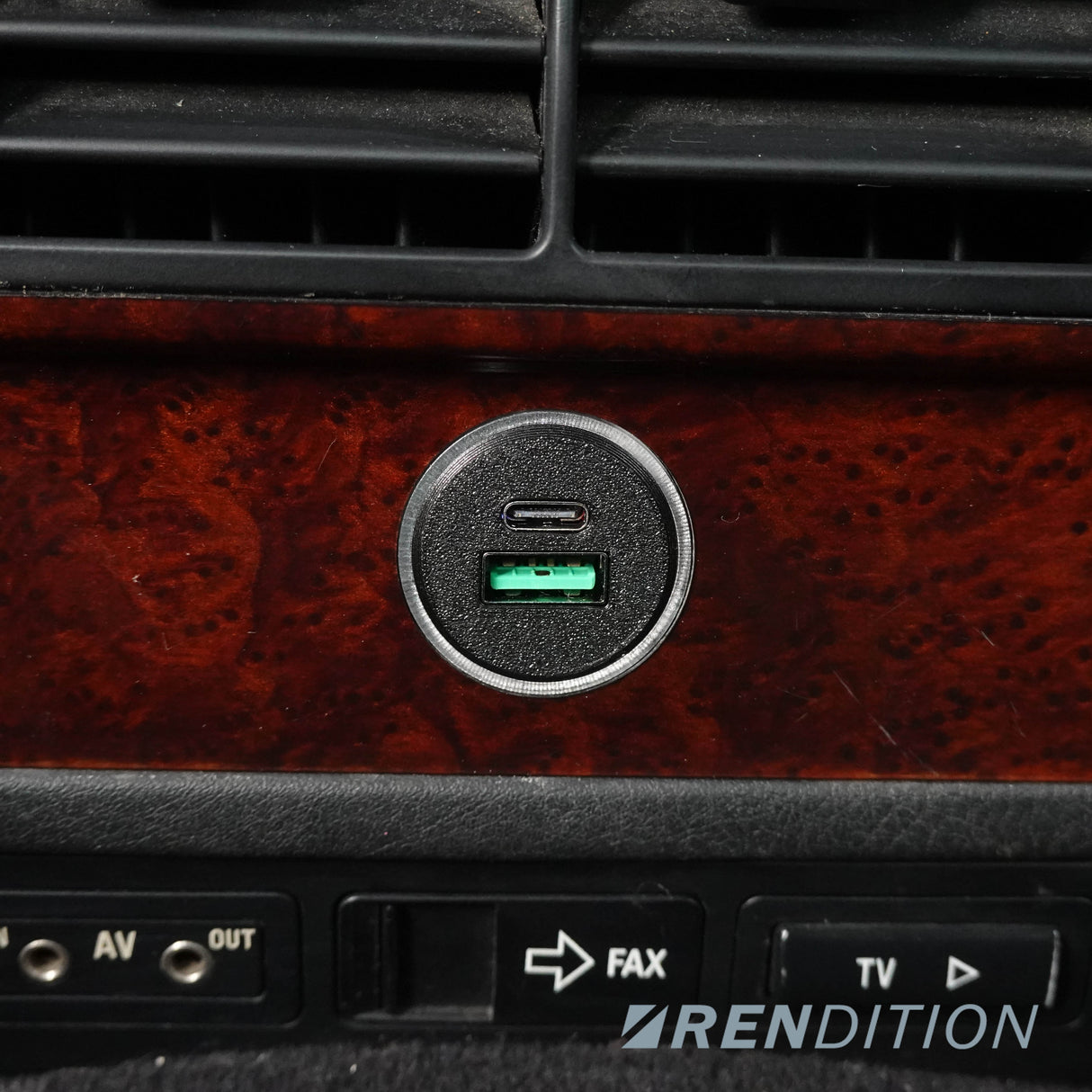 BMW E38 REAR SOCKET USB CHARGER