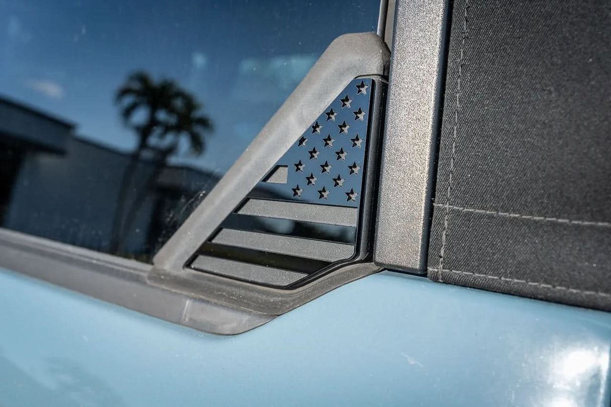 Acrylic Rear Triangle Flags - 2021+ Bronco