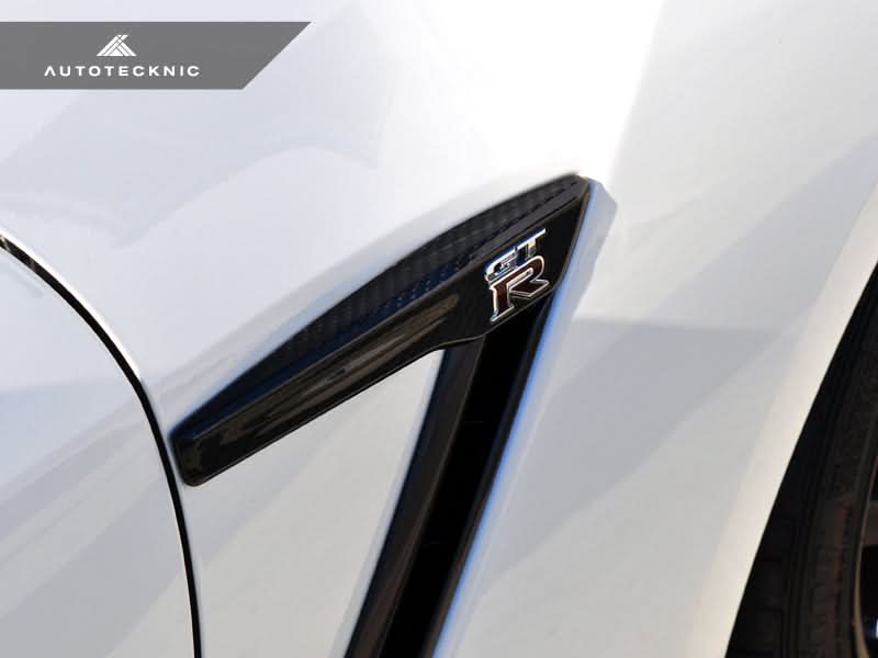 AutoTecknic Dry Carbon Fender Trims - Nissan R35 GTR 2015-Up