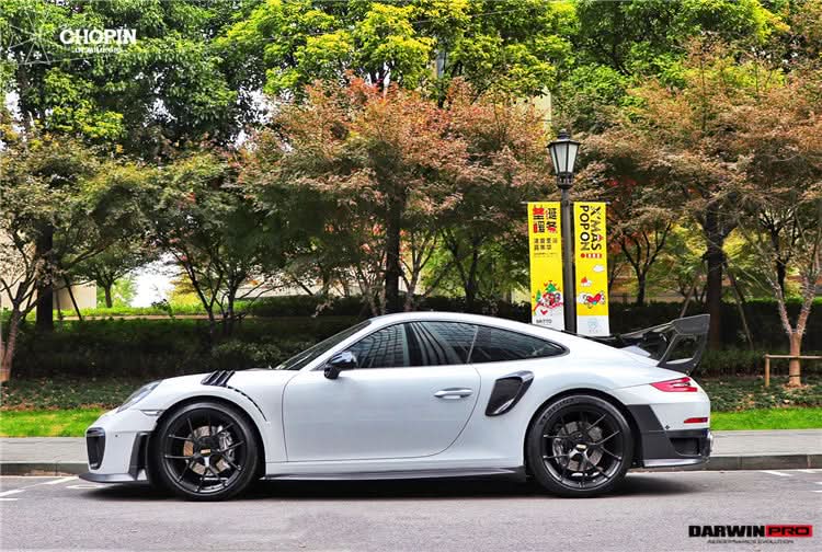 DarwinPRO 2016-2019 Porsche 911 991.2 Carrera S GT2RS-Style GT2RS Carbon Fiber Side Skirts