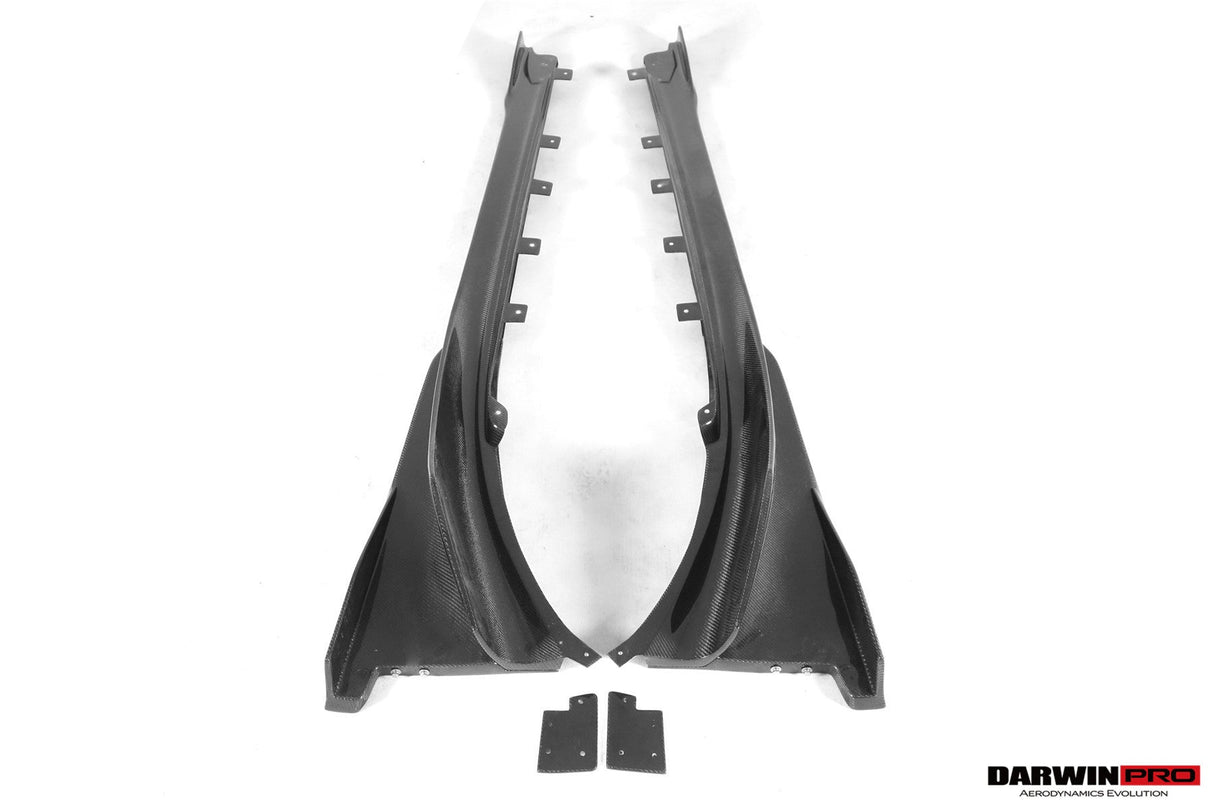 2014-2020 BMW i8 BZK Carbon Fiber Side Skirts
