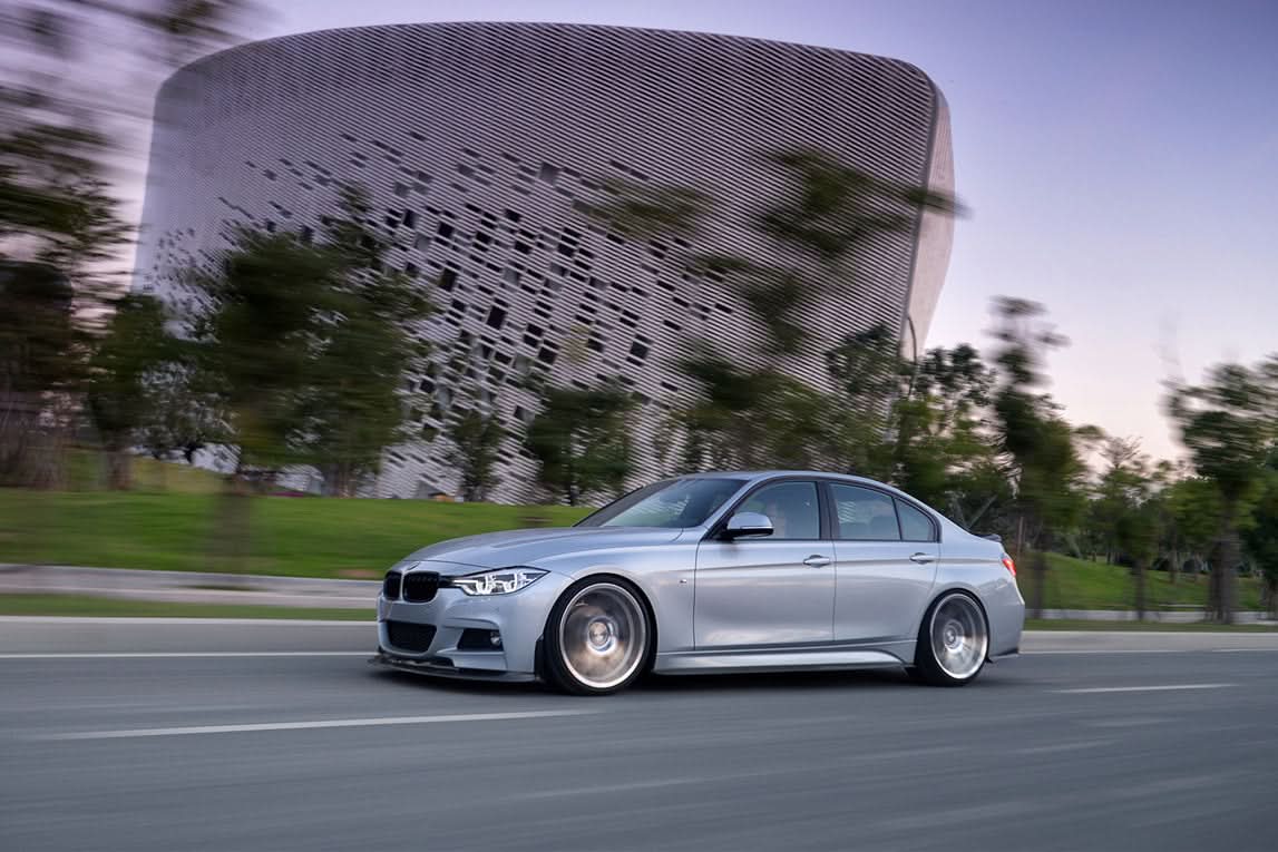 2013-2019 BMW 3 Series F35 M-Tech GV Style Carbon Fiber Side Skirts