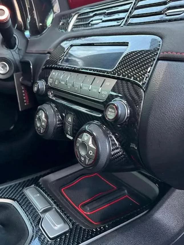 Carbon Fiber Multimedia Radio Trim Cover for 2010-2015 Chevy Camaro