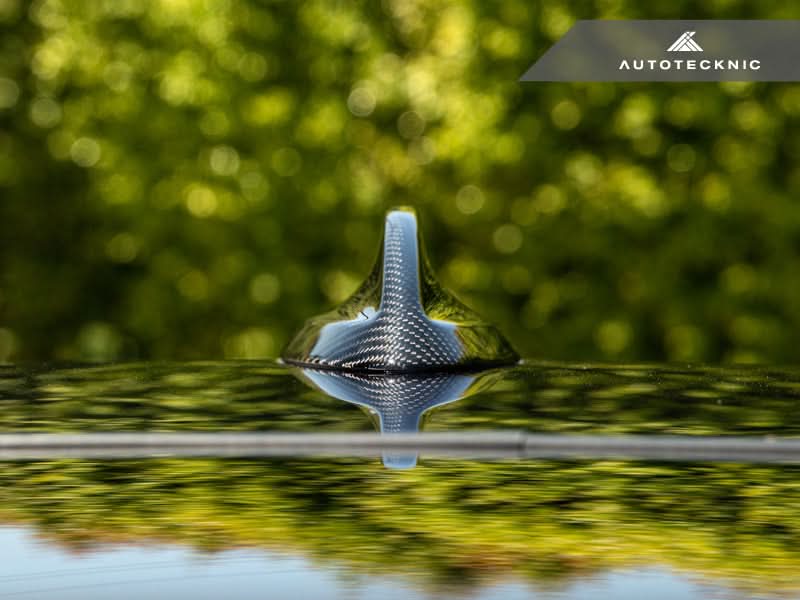 AutoTecknic Dry Carbon Roof Antenna Cover - F40 1-Series | F44 2-Series Gran Coupe