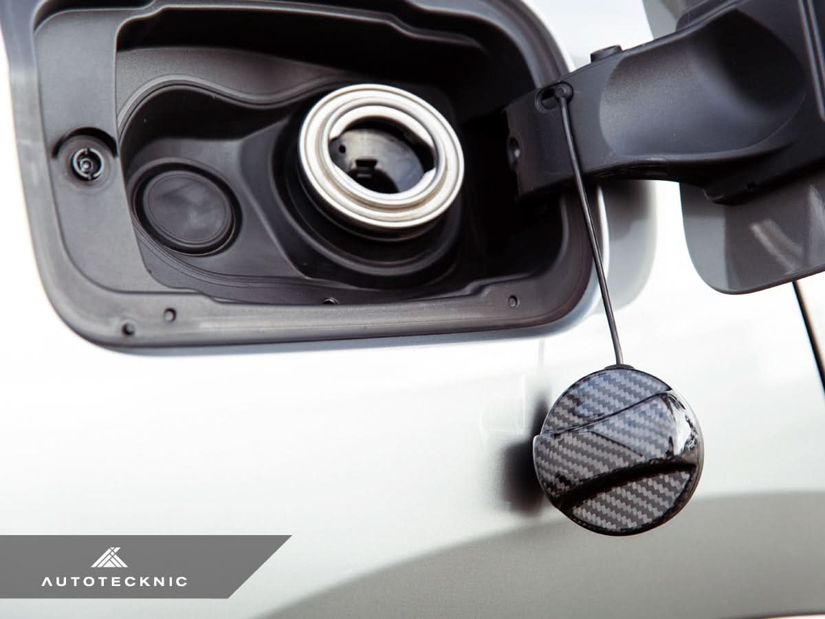 AutoTecknic Dry Carbon Competition Fuel Cap Cover - F80 M3 | F82 M4