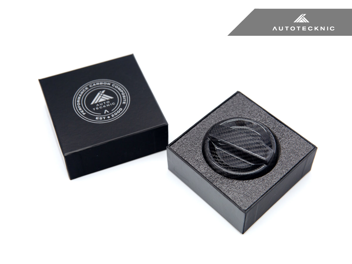 AutoTecknic Dry Carbon Competition Oil Cap Cover - F06/ F12/ F13 6-Series
