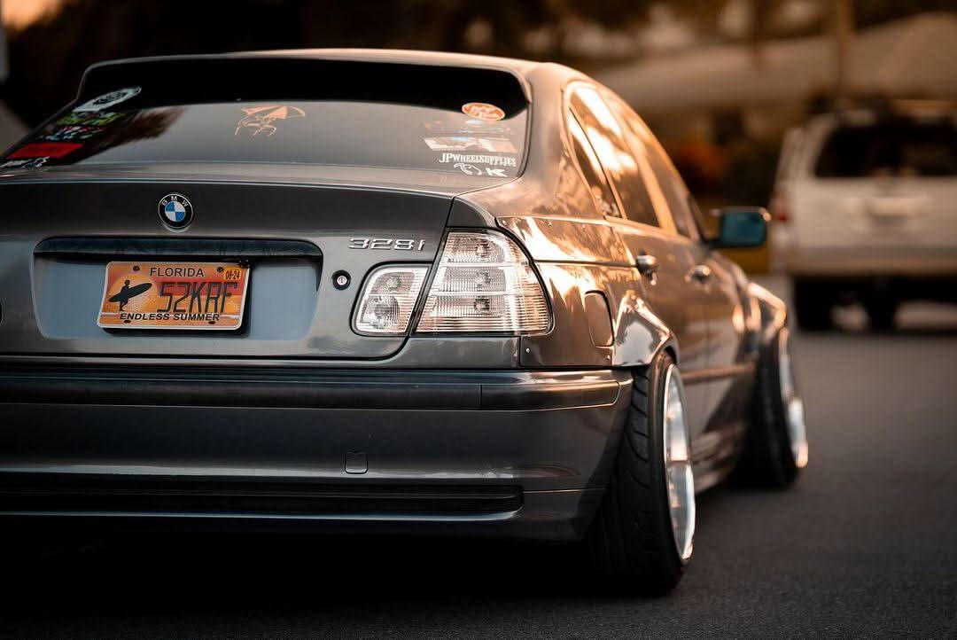 BMW 3-Series E46 Sedan Full Over Fender Kit with Vented Front Fenders - ABS OR Fiberglass - K2 Industries