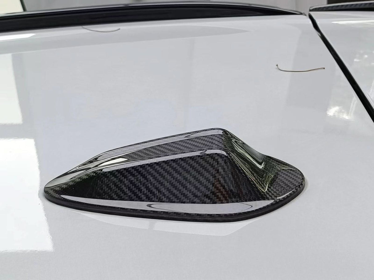 AutoTecknic Dry Carbon Roof Antenna Cover - BMW G05 X5 LCI | G06 X6 LCI | G07 X7 LCI