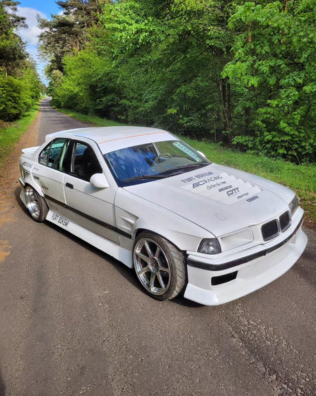 BMW E36 Vented Front Over-Fenders (1990-1999) - K2 Industries
